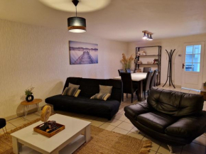 Maison calme avec 3 chambres, proche centre-ville Lunéville & gare, accès facile à Nancy - FR-1-584-106